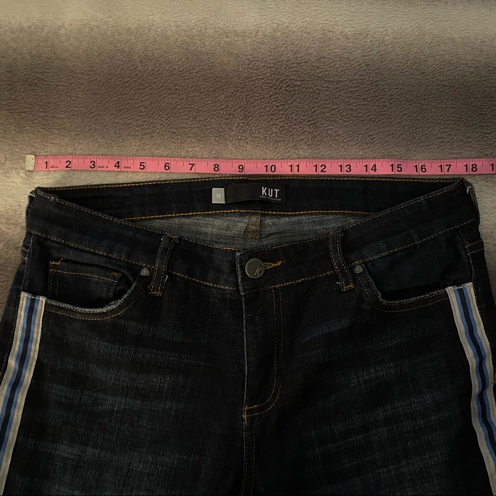 Kut from the Kloth Stevie Ankle Straight Leg Jean with Blue Varsity Side Stripes - Picture 10 of 12